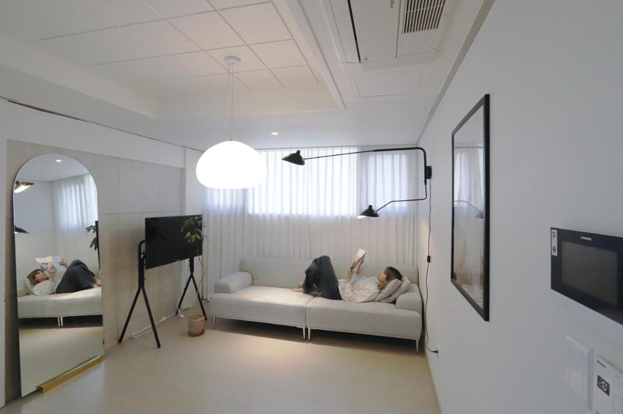 Lovely House Hongdae Apartment Seoul Exterior photo