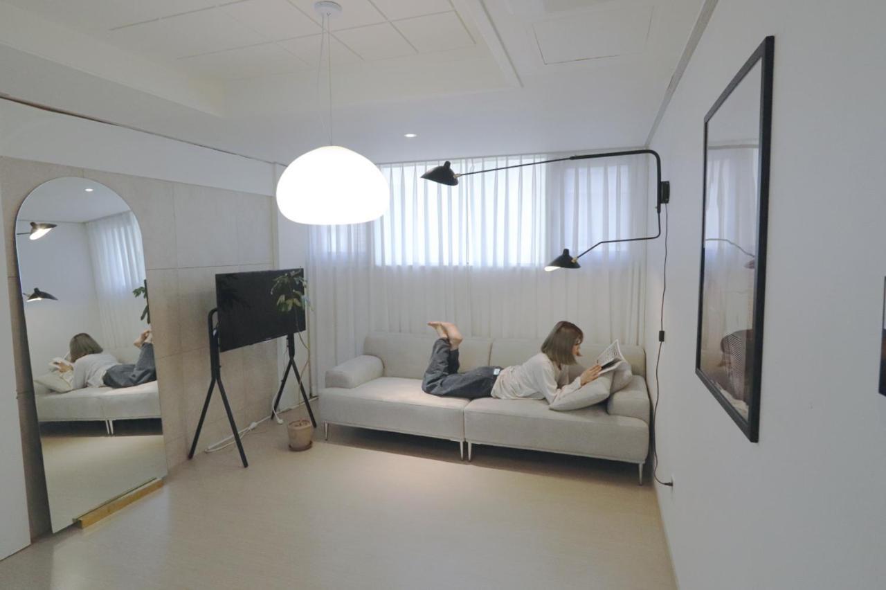 Lovely House Hongdae Apartment Seoul Exterior photo