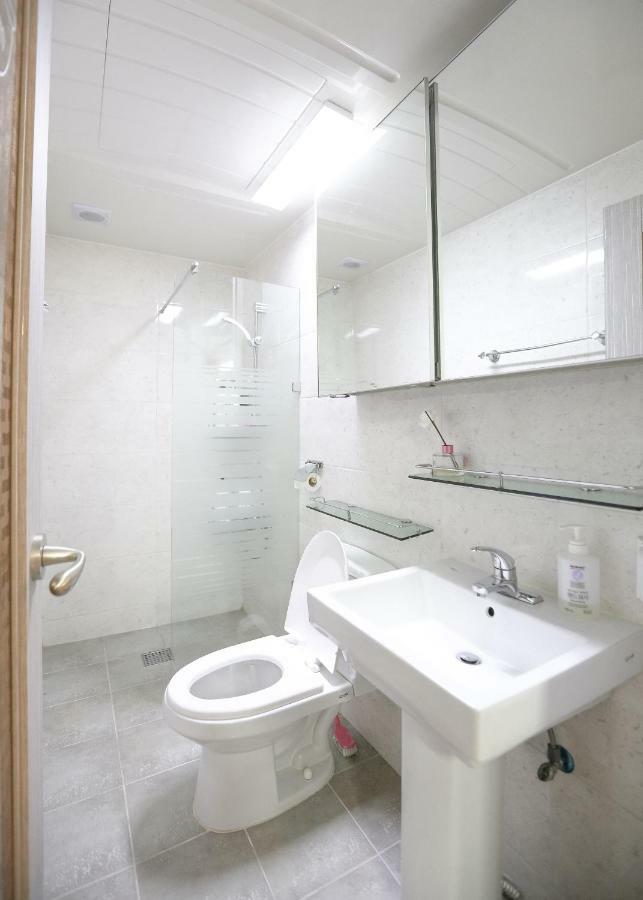 Lovely House Hongdae Apartment Seoul Exterior photo